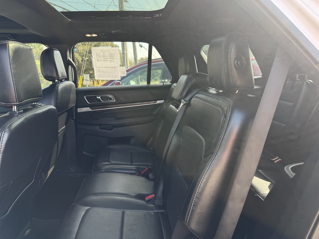 2018 Ford Explorer Limited - Photo 7