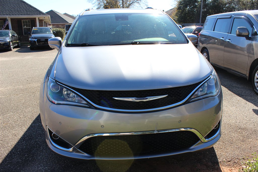 2020 Chrysler Pacifica Touring L Plus