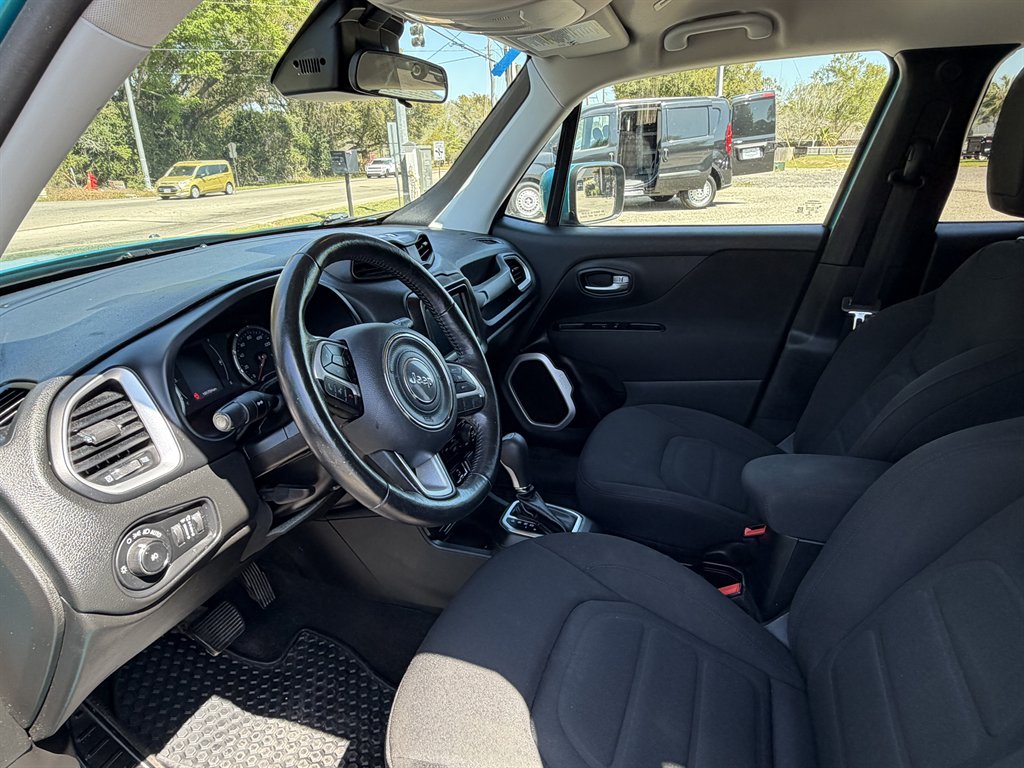 2019 Jeep Renegade Latitude - Photo 6