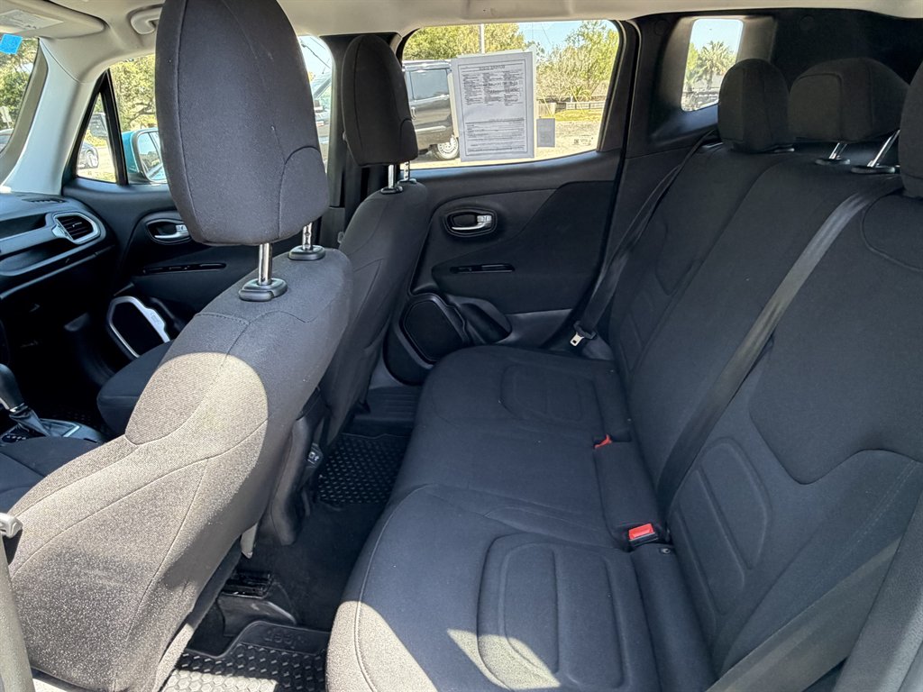 2019 Jeep Renegade Latitude - Photo 7