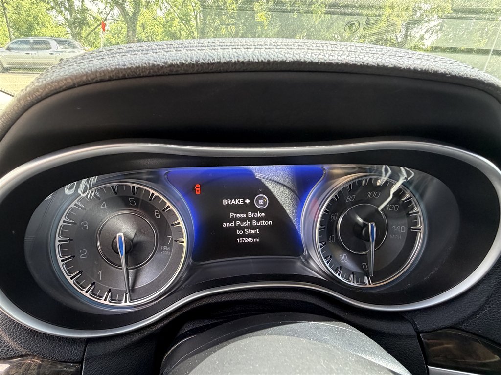 2018 Chrysler 300 Limited - Photo 6